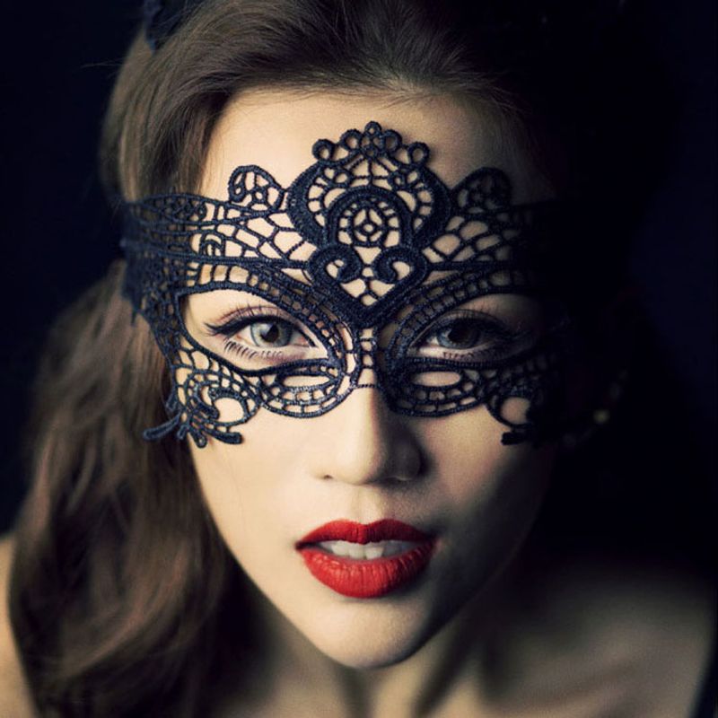 Cut Out Lace Veil Sexy Party Ball Bar Nightclub Eye Mask_voghion.com