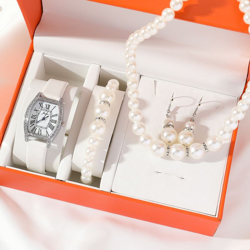 Casual Student Watch Pearl Bracelet Set Leather Belt Watch + Chain Bracelet 5pcs/set Trendy_voghion.com