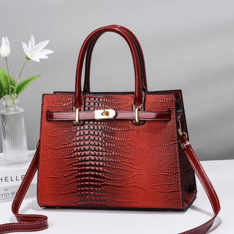 Niche Design Women's Bag High-end Sense Large Capacity Women's Green Bag Light Luxury Trendy Brand Crossbody Handbag_voghion.com
