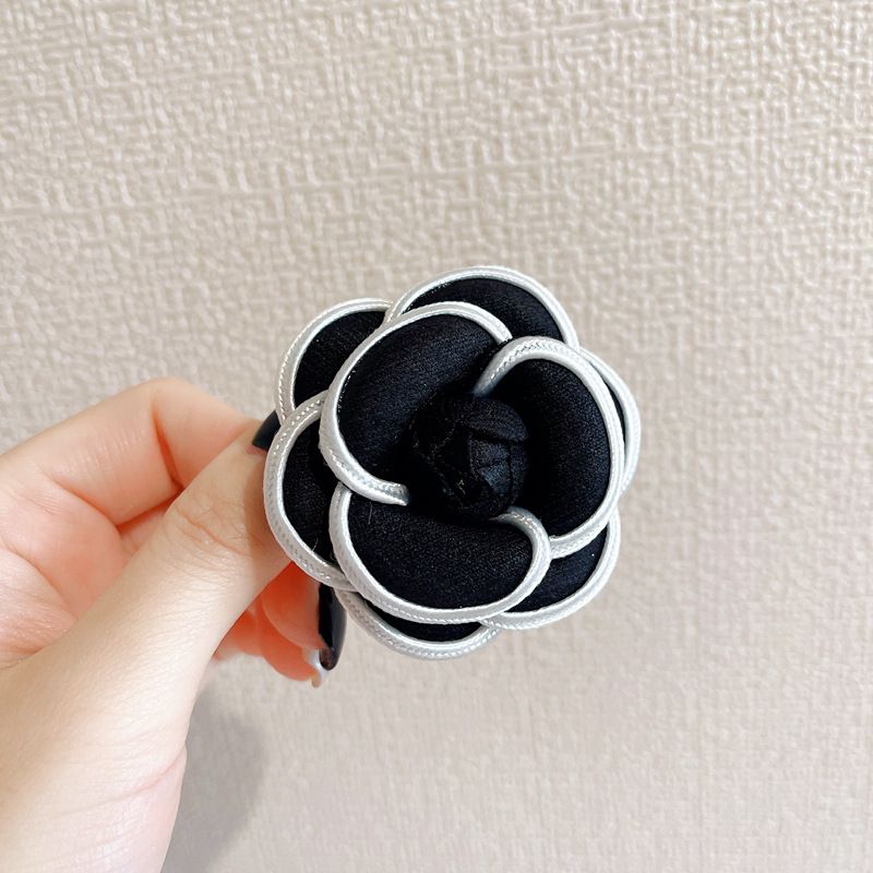 Korean Small Fragrance Style Camellia Brooch Fabric Handmade Neckline Dress Accessories All Match Suit Sweater Coat_voghion.com