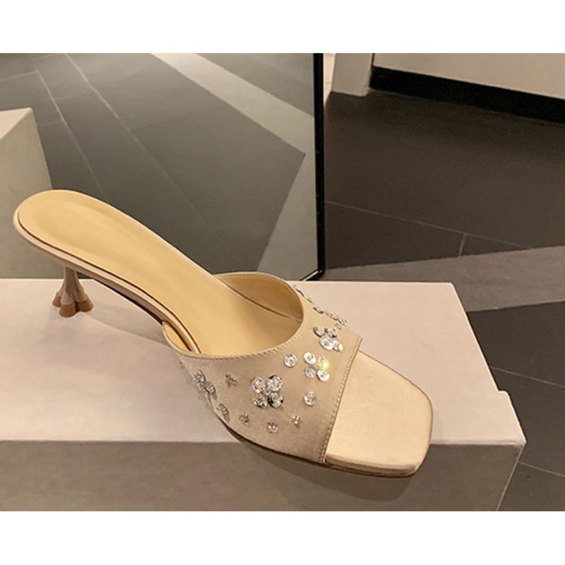 Karree-Spitze Riemchen High Heels Blütenblattförmige Strass Satin Kitten Heel Sandalen 2025 Frühling Sommer Outdoor Schuhe Mode Exquisite_voghion.com