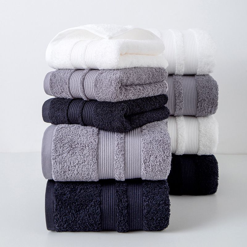 Badetuch aus 100 % Baumwolle der Klasse A – 70 x 140 cm, extragroß und super saugfähig (weich und schnelltrocknend, ideal für Gesicht und Körper)​_voghion.com