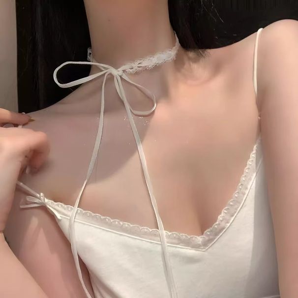 Collana con laccio in pizzo francese per donna, dolce e fresco, design di nicchia, con nastro lungo e catena per clavicola._voghion.com