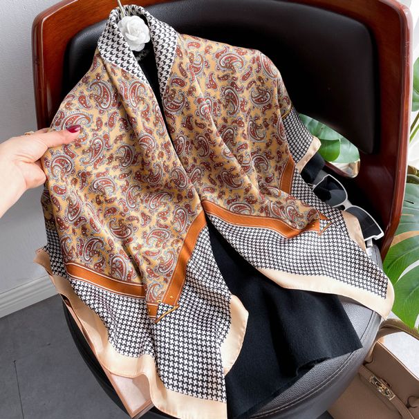 2022 Primavera Nuovo Qianniao Checker Simulazione Eleganza Versatile Sciarpa da spiaggia Scialle sottile_voghion.com