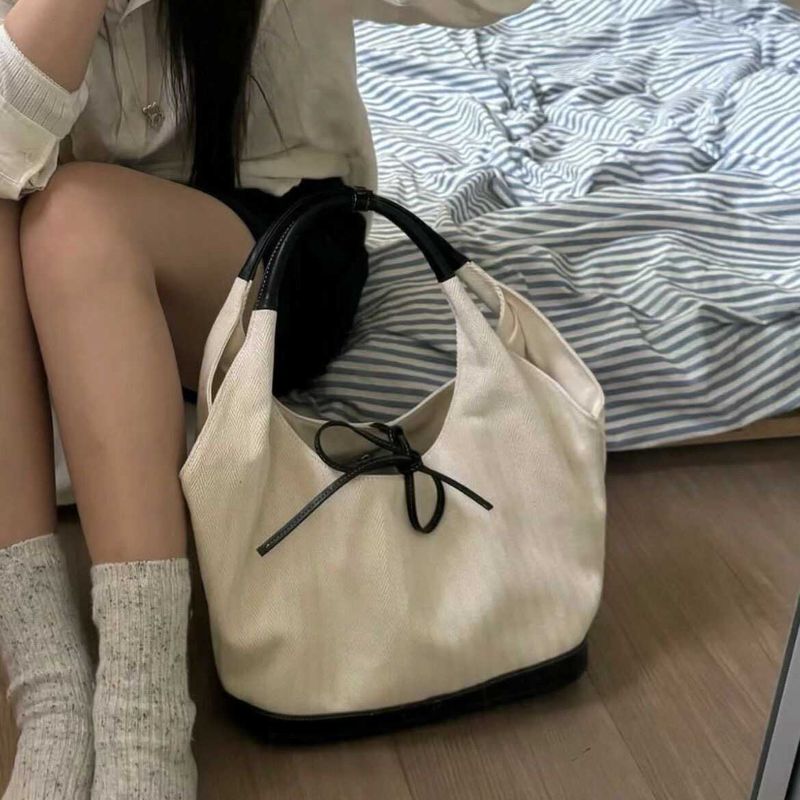 Single Shoulder Canvas for Women 2024 New Korean Version Simple Office Small Carrying Underarm Commuter Bag_voghion.com