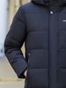 Giacca invernale da uomo resistente con cappuccio e chiusura a zip intera - Cappotto antipioggia, profili bianchi puri e cerniere dorate,_voghion.com