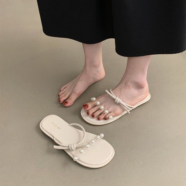 Sandali da donna con cinturino singolo in stile fiabesco, con perle piatte, 2025, ciabatte da spiaggia argentate, alla moda e squisite, comode da indossare_voghion.com