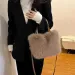 Sac à bandoulière simple en peluche à la mode pour l'hiver, grande capacité, minimaliste, pour fille, NEWC241214_voghion.com