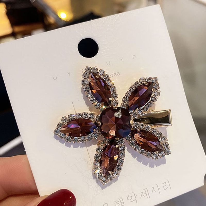 Ins Fashion - Haut à épingle à cheveux en cristal pour filles, design minimaliste avec pince à cheveux, bec de canard rouge Internet_voghion.com