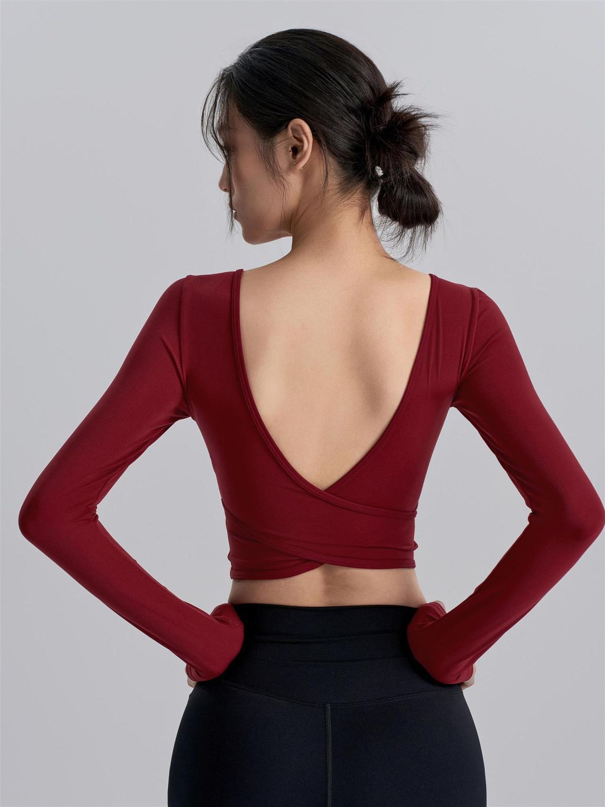 2025 Style Yoga Shirt With Chest Pads, Beautiful Back Design, New Year Red Square Neck Slimming Top, Pilates Running_voghion.com