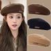 Heißer Verkauf Klassische Vintage Baskenmützen für Frauen Mode Wollfilz Wärmer Hut Kappe Schwarz Braun Französisch Hüte Herbst und Winter Outdoor Caps_voghion.com
