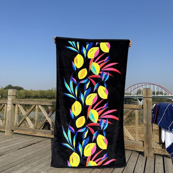 Thickened Beach Towel European And American Style Active Printing Soft Water Absorbent Bathing And Swimming Extra Long Cotton Bath Towel_voghion.com
