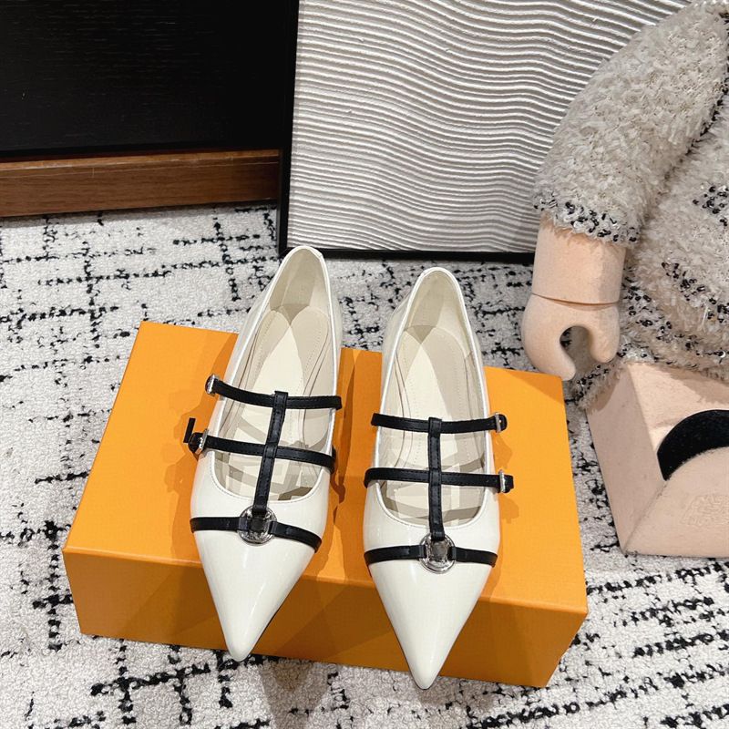 Puntige trendy luxe sandalen met niche-ontwerp, echt leer, gesloten teen voor dames, veelzijdige platte schoenen voor buiten_voghion.com