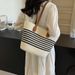 Trendy Single Shoulder Straw New Fashion Women's Large Capacity Woven Tote Vacation Handbag Beach Bag_voghion.com