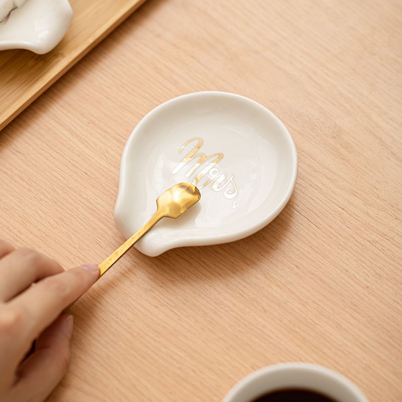 Creative Ceramic Spoon Rest - Thickened Non-Slip Design For Restaurants & Home Use, Decorative Soup Spoon Holder With Unique Patterns_voghion.com