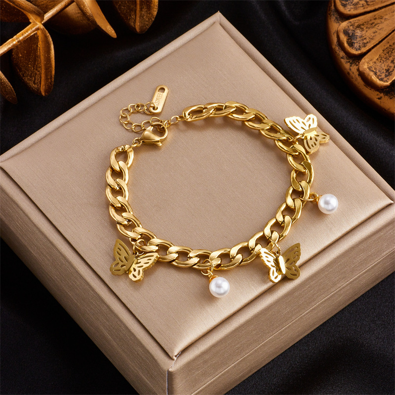 Bracciale con ciondolo a farfalla in metallo e perla in acciaio al titanio con catena semplice e design di nicchia alla moda_voghion.com