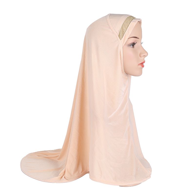 A simple Malay gauze scarf with a gold colored stripe on the cap headband H063_voghion.com