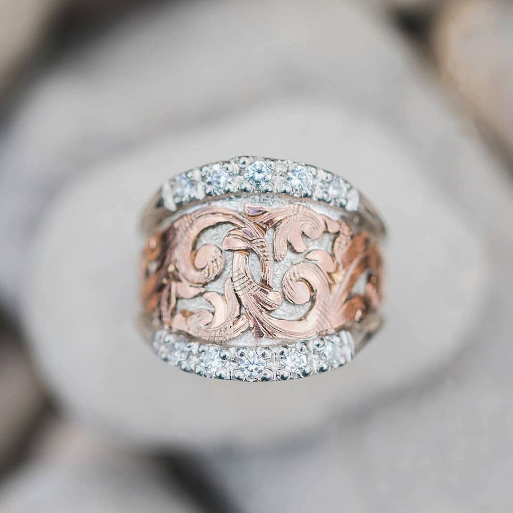 Cao Shi Handmade Palace Style Floating Carving Pattern Color Separation Ring for Men and Women_voghion.com