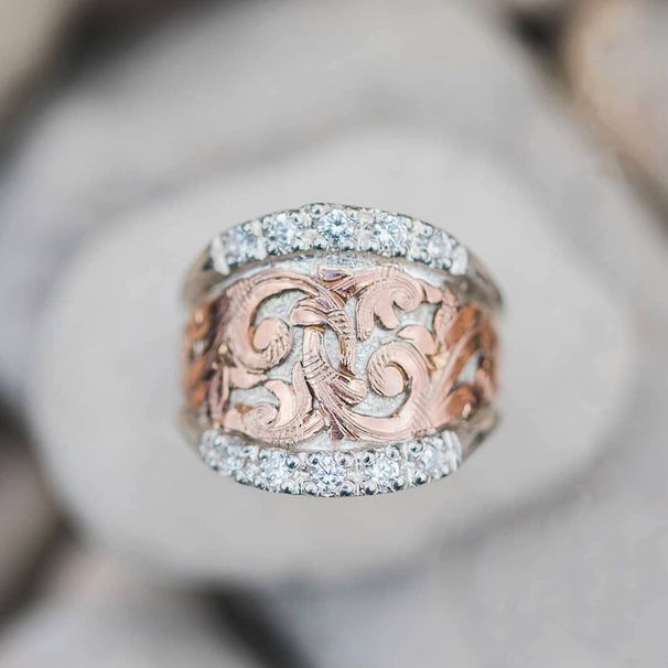 Cao Shi Handmade Palace Style Floating Carving Pattern Color Separation Ring for Men and Women_voghion.com