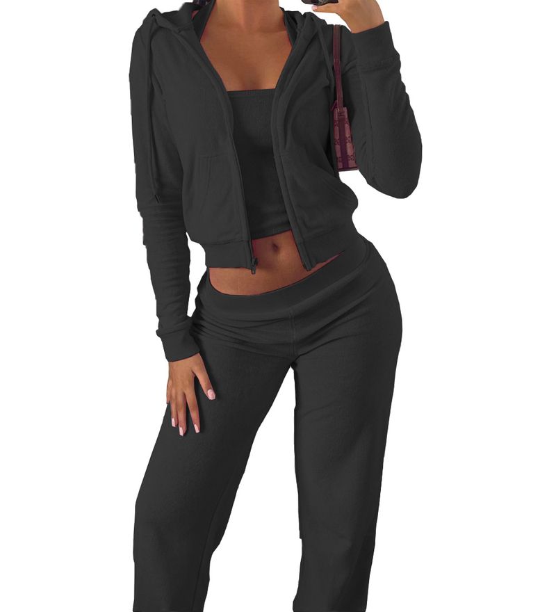 Abbigliamento femminile Abbigliamento internazionale di vendita caldo Inverno Nuovo set di tre pezzi con cappuccio in velluto a doppia faccia_voghion.com