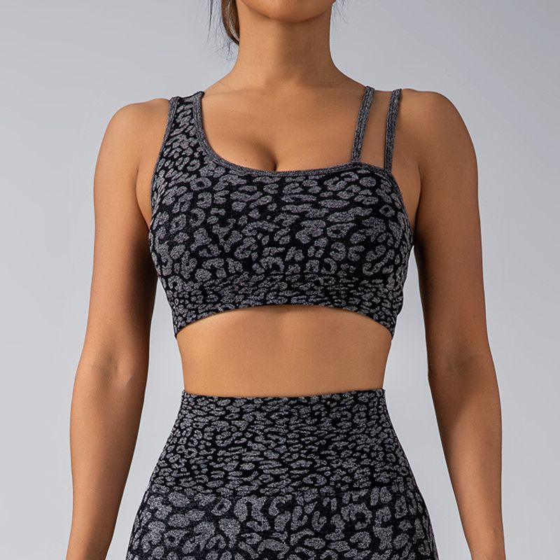 Neuer nahtlos gestrickter rückenfreier BH mit Leopardenmuster und Brustpolstern, Hip-Lift-Yogahose und Tanktop-Set für Damen_voghion.com