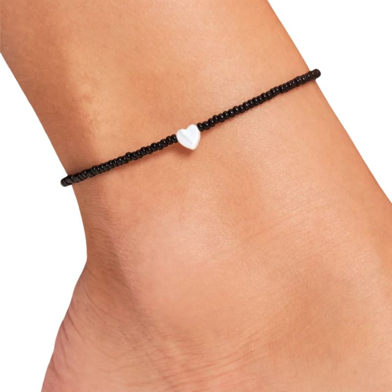 Accessoires Böhmische kleine schwarze Reisperlen weißes Perlmutt-Herz-Fußkettchen handgefertigter Fußschmuck aus Perlen_voghion.com