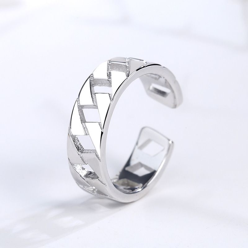 Anello unisex in argento geometrico a forma di catena cubana con design aperto_voghion.com