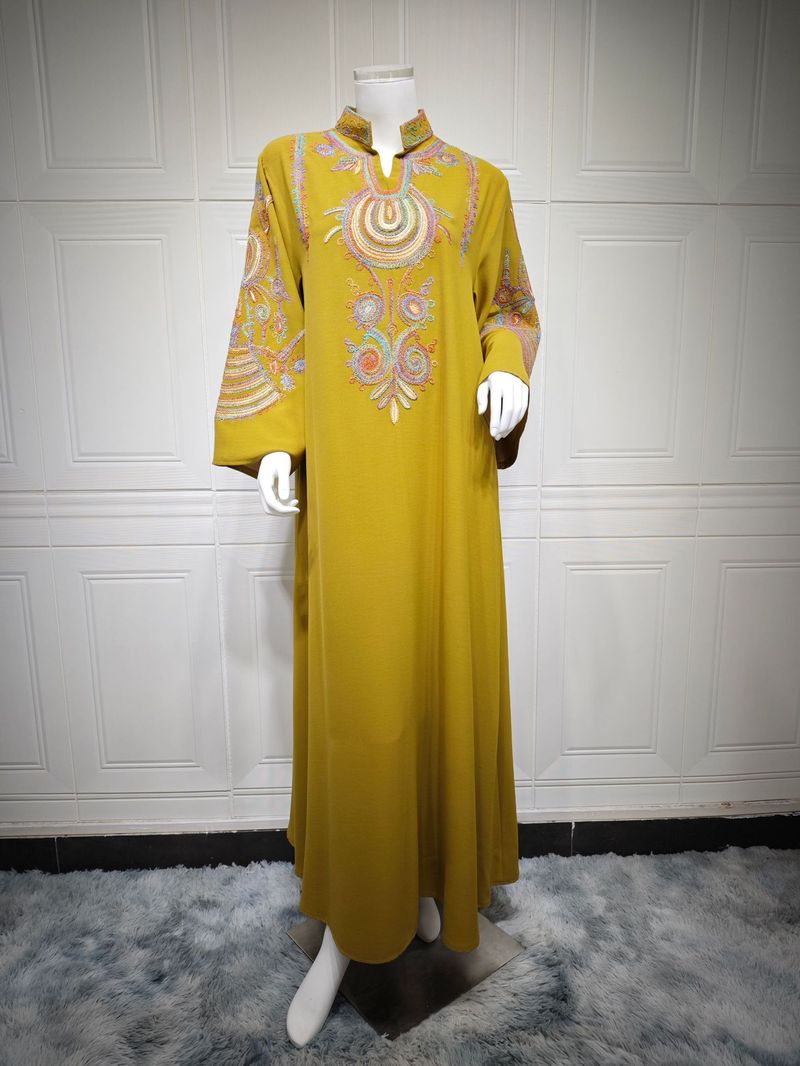 Abbigliamento femminile Abbigliamento femminile del Medio Oriente Nuovo abbigliamento femminile Ricamo Corda Ricamo Musulmano Maglione Vestito Vestaglia_voghion.com