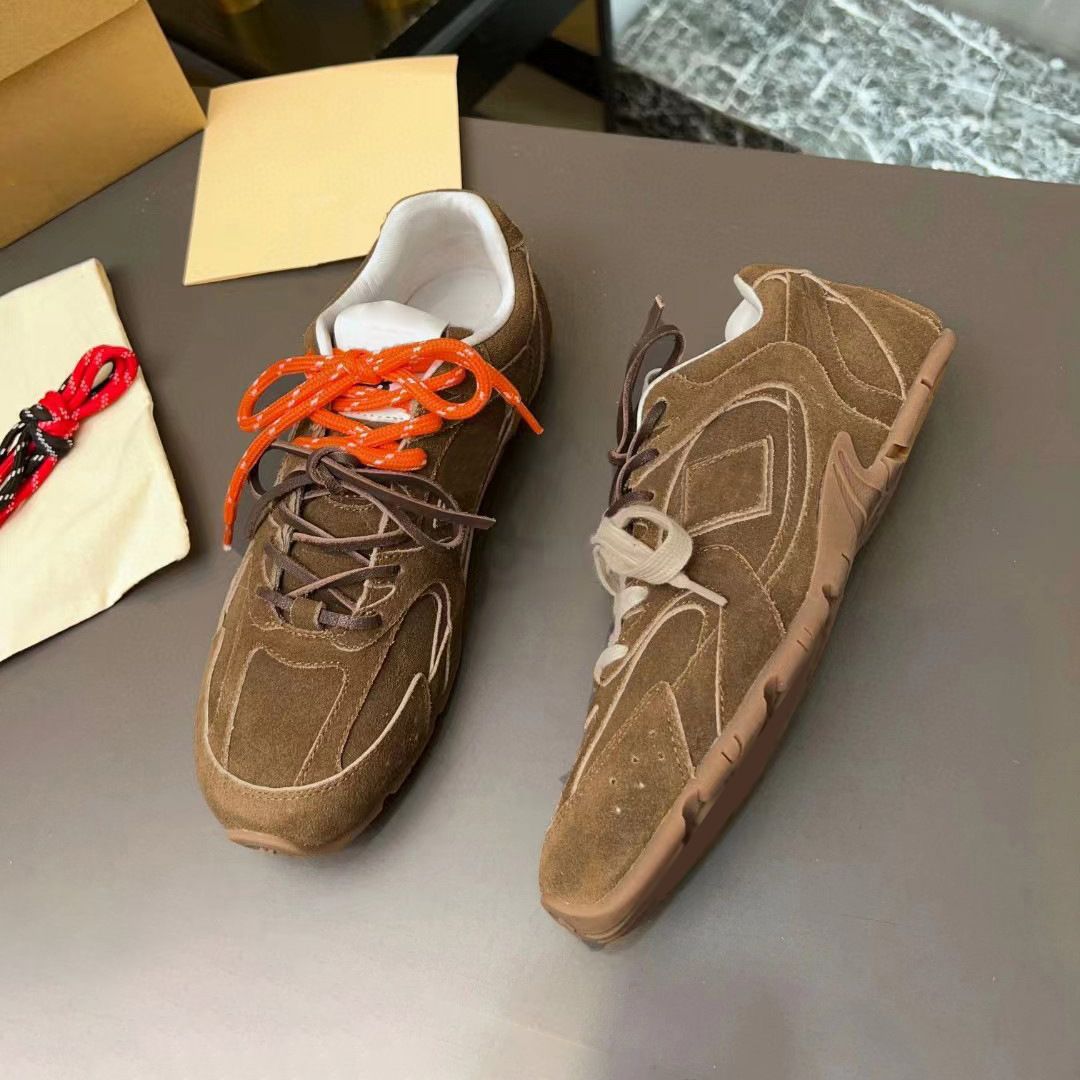 Dongguan produzierte High-End-Version M Miao 530 Sports für Paare, lässige deutsche Trainingsschuhe im Maillard-Stil_voghion.com