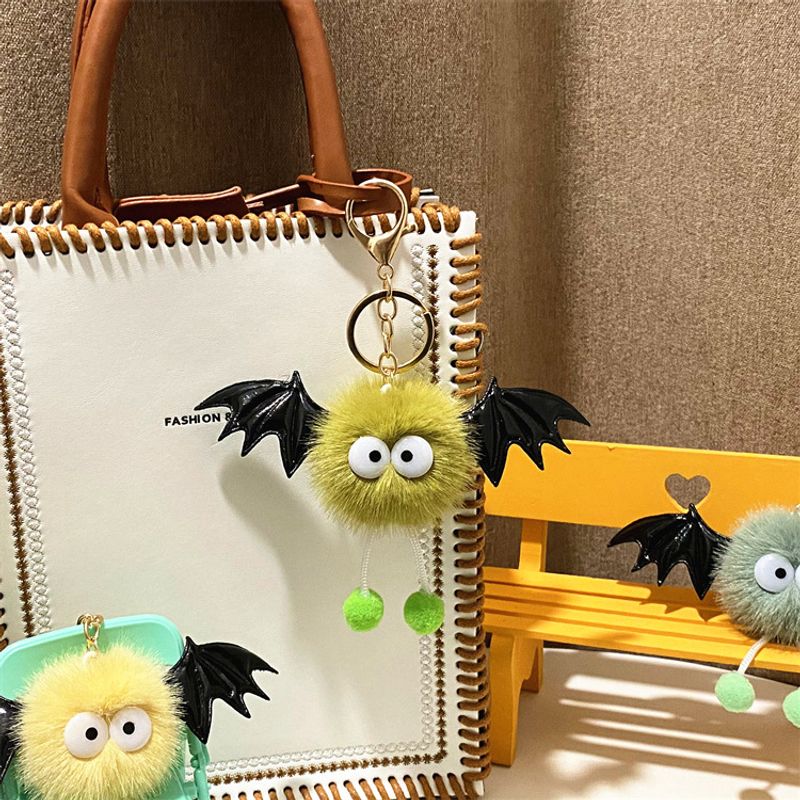 Väska Charm Kändis Tecknad Lilla Monster Nyckelring Söt Skolväska Docka Docka Hänge Plysch Bat Nyckelring Liten present_voghion.com