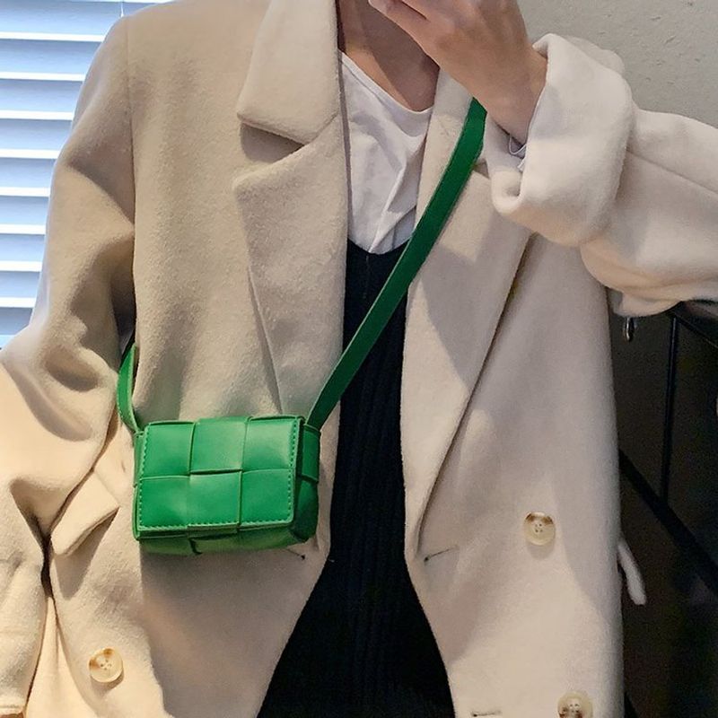 Borsa a tracolla estiva alla moda 2023, stile coreano, minimalista, mini, in patchwork intrecciato, piccola e quadrata, per donna_voghion.com