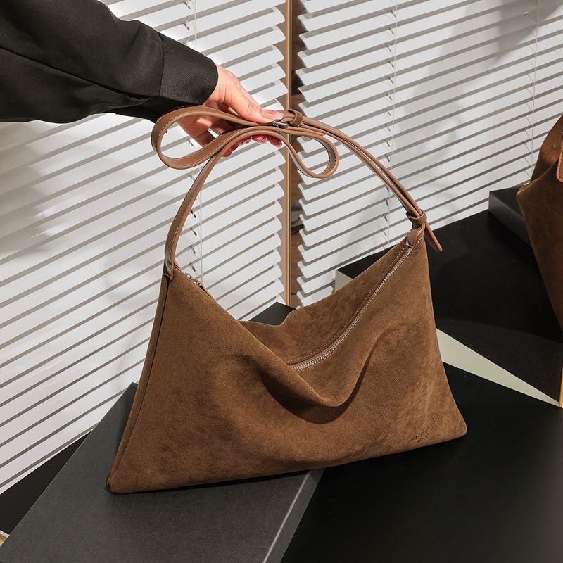 Wildleder-Damenkissen, 2025 Neue Sommer-Schulter-Achseltasche, Einfache Pendlertasche mit großer Kapazität, Mode, Hundert, Lässig, Täglich, Personalisiert_voghion.com