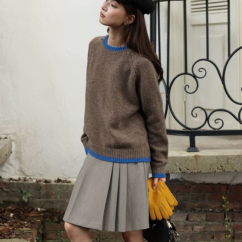 Korean Style Round Neck Color Block Women Long Sleeve Short Knitted Top Niche Design Loose Wool Sweater Base Layer_voghion.com