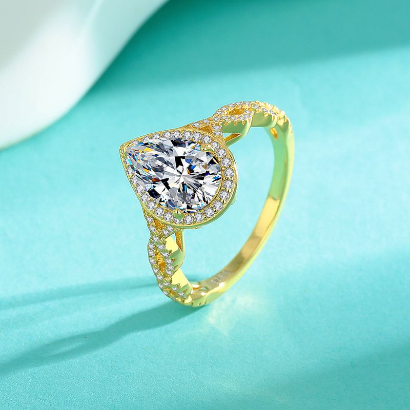 Water Drop Shape Micro Pave Diamond Fashion Versatile High-end Engagement Women's Heart-shaped Ring Gold Plated_voghion.com