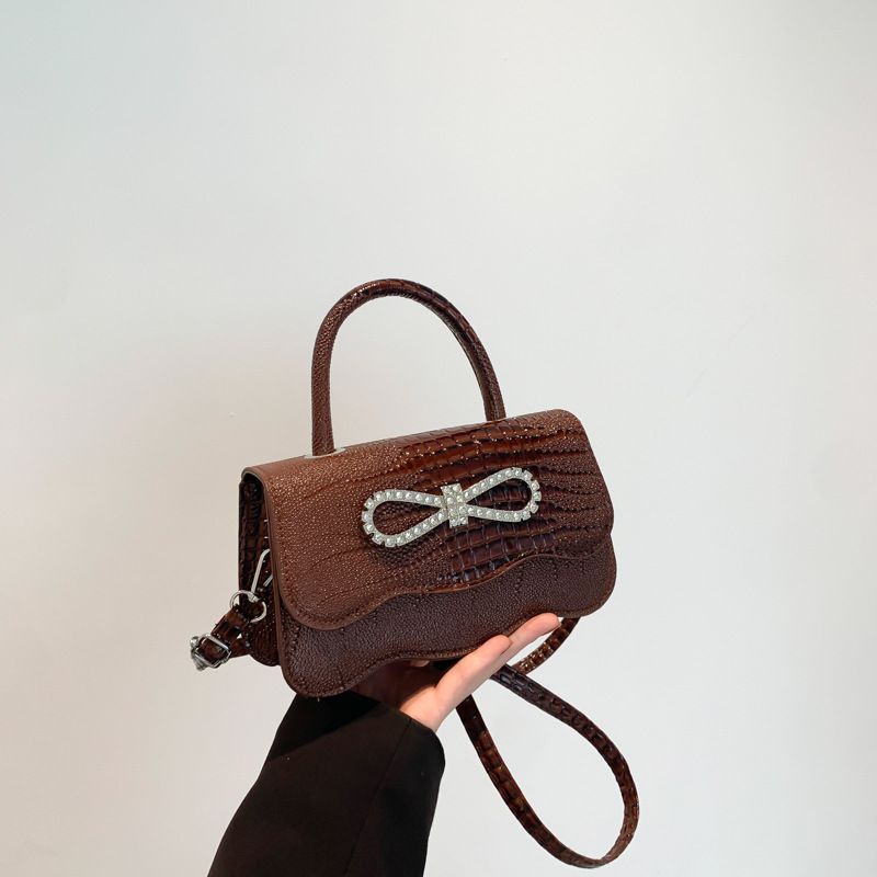 Damentaschen Nischendesign Hochwertige Handtasche mit Krokodilmuster Version Diamantschleife Kleine quadratische Tasche_voghion.com