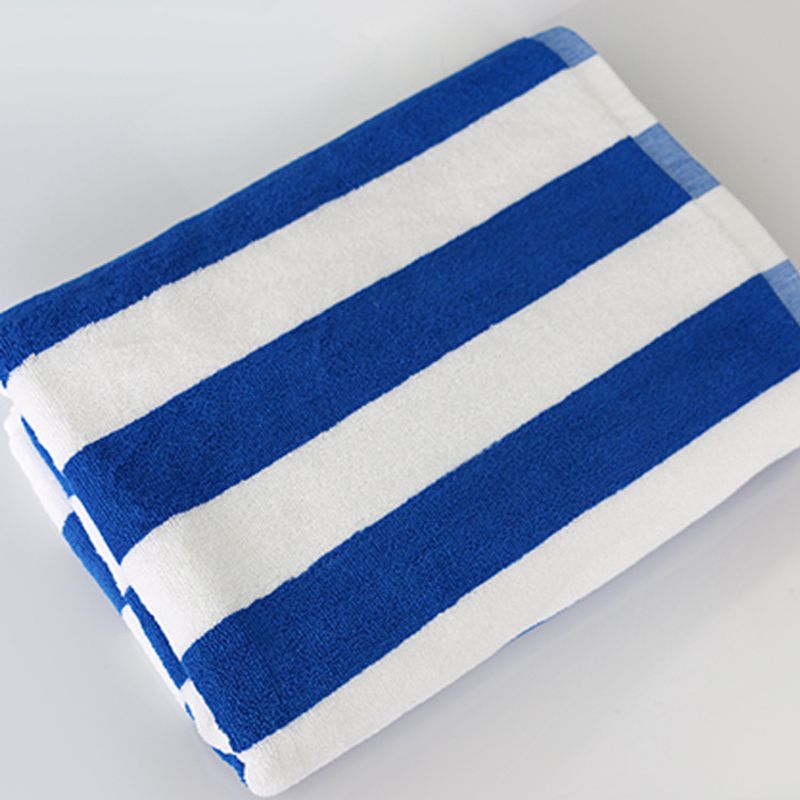 Blau-weiß gestreiftes Strandtuch aus Baumwolle – 100 % reine Baumwolle, schnelltrocknend und weich, gesticktes Logo_voghion.com