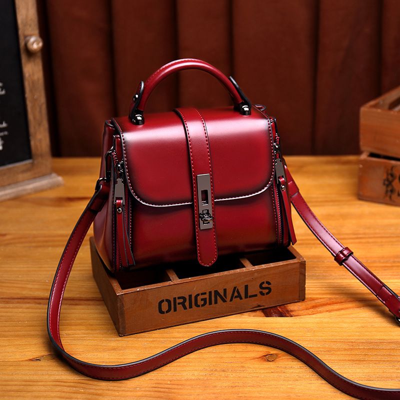 High end feeling diagonal cross Western stle square women's 2024 new and fashionable small portable shoulder bag,_voghion.com