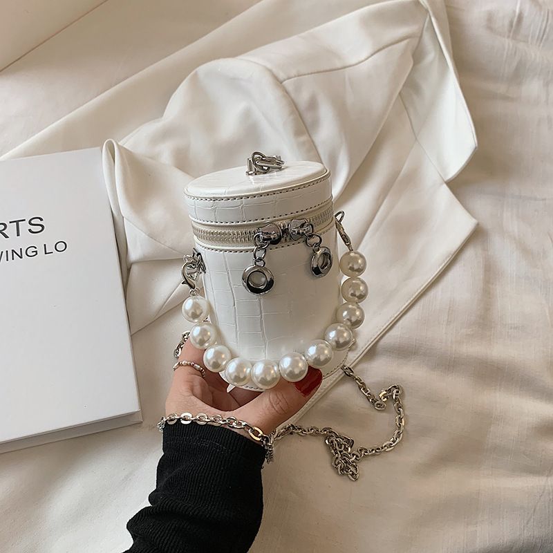 Borsa a secchiello da donna, borsa a tracolla con catena, per donna, 2023, nuova borsa a cilindro portatile mini in rete, borsa decorativa a scoppio rosso vivo_voghion.com