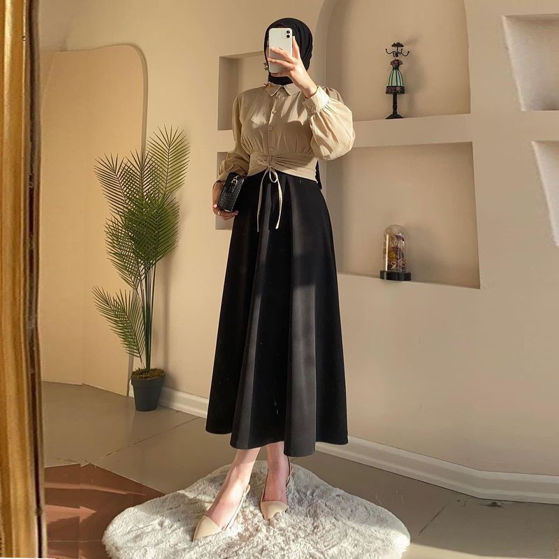 Women's New Fashion Long Sleeved Waist Shirt Big Swing Skirt Casual Suit_voghion.com