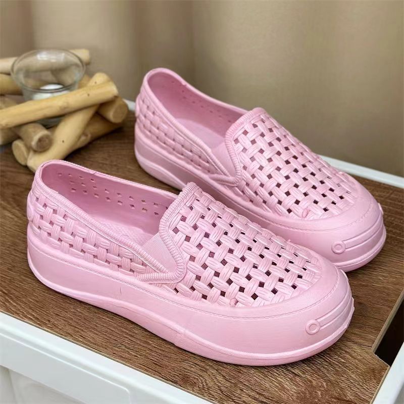 Sandales blanches épaisses en maille pour infirmières, semelles souples, confortables, à semelle plate perforée, pour la marche_voghion.com