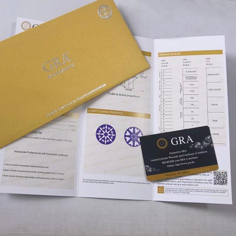 Coppia di anelli per la cerimonia di nozze simulata con diamanti e moissanite_voghion.com