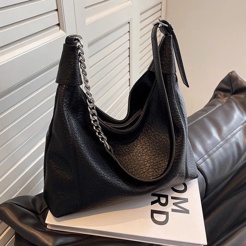 Große Kapazität Leder Damen Tasche 2025 Neue Sommer Mode Einfache Pendler Handtasche Mehrzweck Schulter Tasche Casual Vielseitig Mode Exquisite_voghion.com