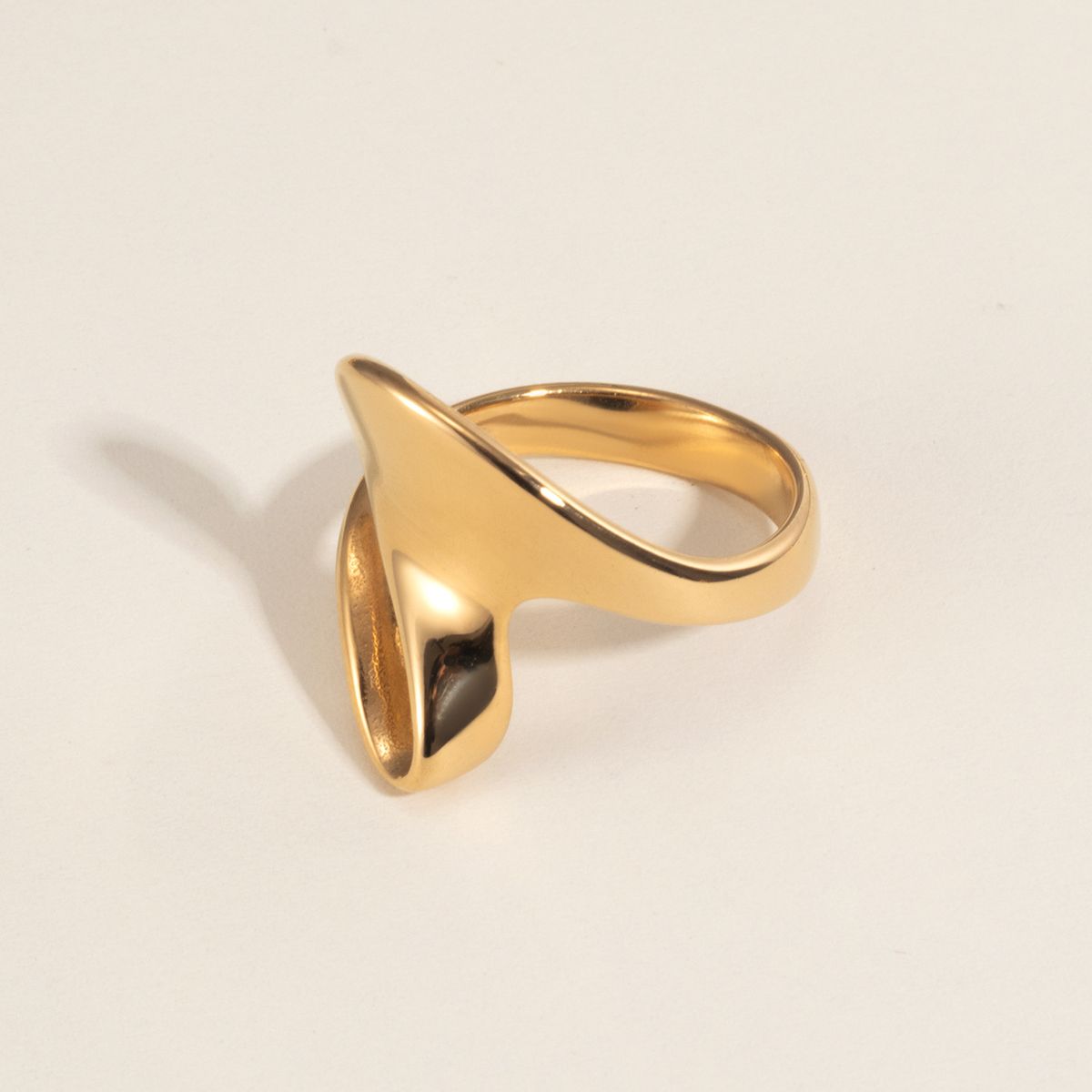 Ins Cold Style Hip-Hop Irregular Shape For Women Gold-Plated Titanium Steel Trendy Niche Ring_voghion.com