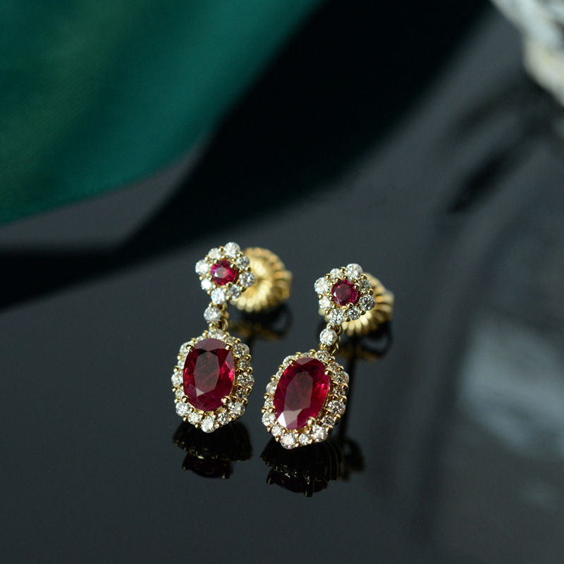 Designer Style Medieval Earrings Light Luxury Ruby Earrings Women's Retro Palace Style Exquisite Red Diamond Earrings_voghion.com