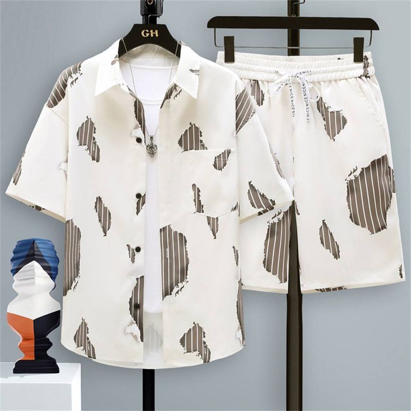Sommer 2025 Mode 2 Stück Set Trainingsanzug Männer Zwei Hemd Shorts Haruku Streetwear Übergroßen Männer Sets Kurze Outfits Anzüge S-6XL_voghion.com