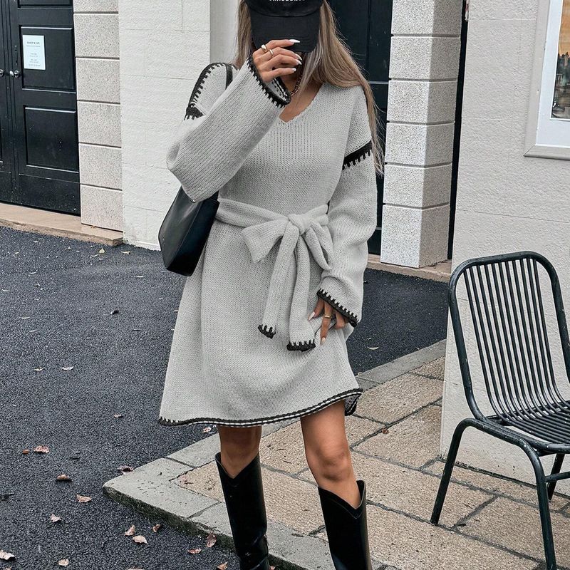 Übergroßes Strickkleid mit V-Ausschnitt und verstellbarem Taillenband – Langärmliges Boho-Maxikleid für den Herbst_voghion.com