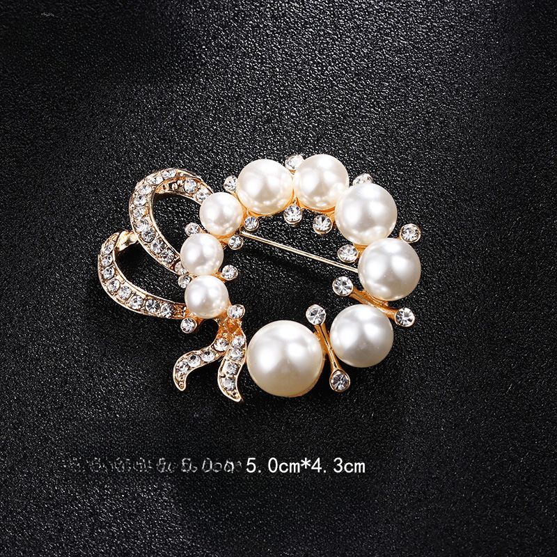 Exquisite and versatile anti-light brooch, suit cheongsam accessories, classic pearl wedding decoration fixed brooch pin_voghion.com