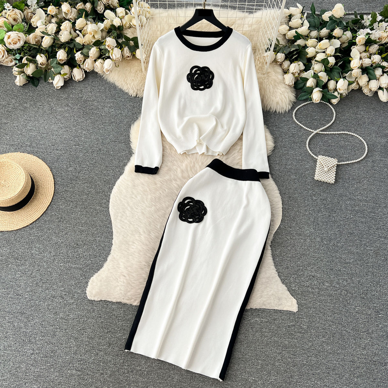Contrasting Color Design Round Neck Loose Long-sleeved T-shirt + High-waist Slim Mid-length Skirt Two-piece Suit_voghion.com