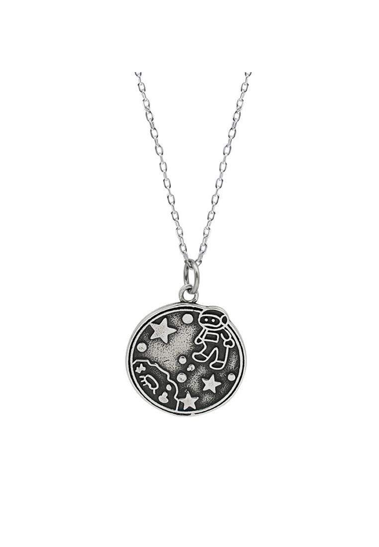 LDR3030-19mm 45cm Retro Style Astronaut and Planet Necklace_voghion.com