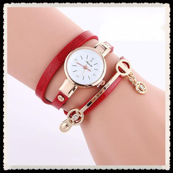 Μοντέρνο κρεμαστό ρολόι με ένθετο γυναικείο τυλιγμένο βραχιόλι από κράμα διαμαντιών με καυτές πωλήσεις, ρολόι χαλαζία_voghion.com